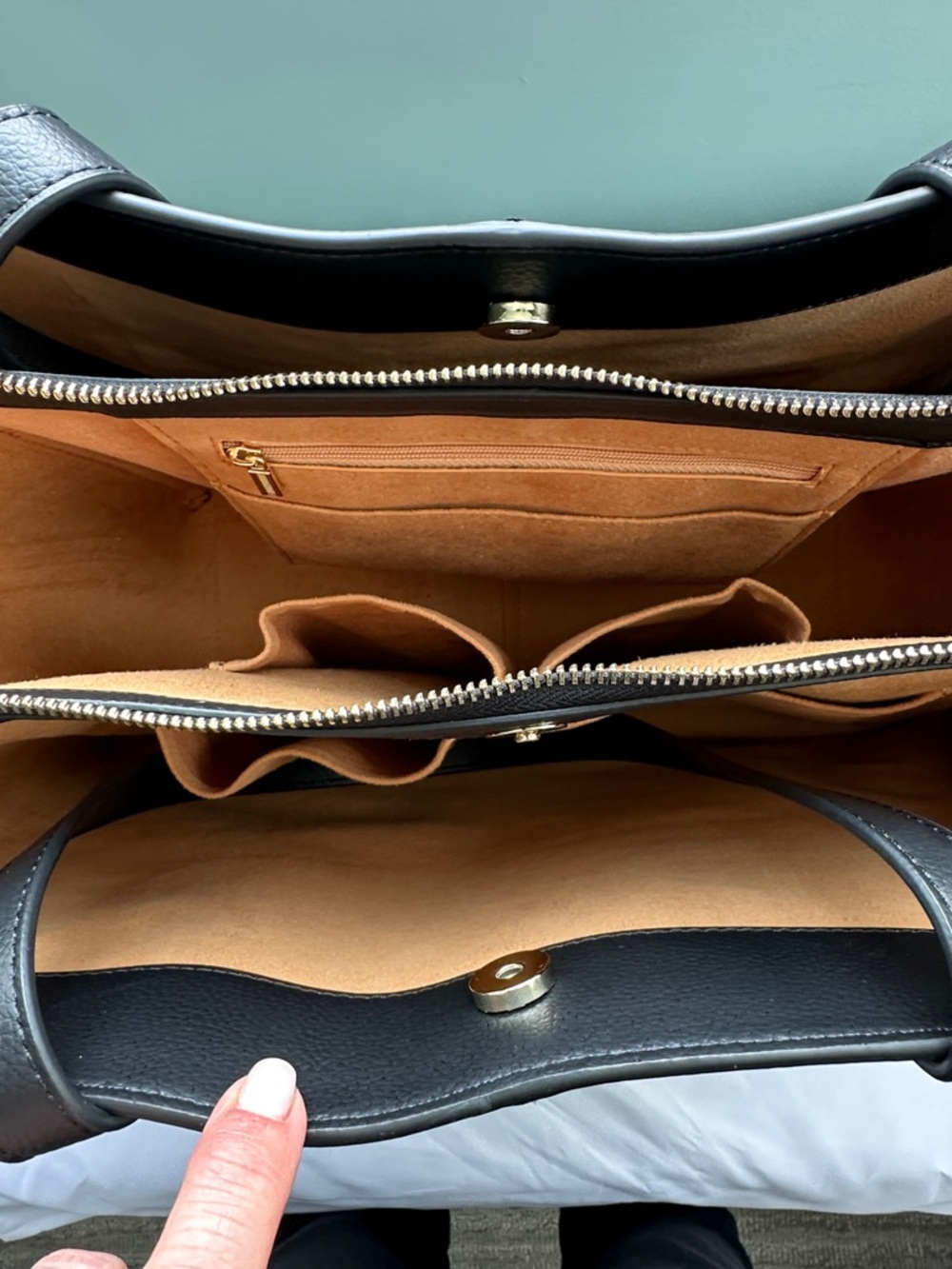Freja New York Black Leather Tote Bag with dust bag - Picture 3 of 13